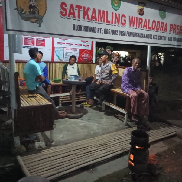 Bhabinkamtibmas Polsek Cantigi Tatap Muka Dengan Masyarakat Desa Panyingkiran Kidul