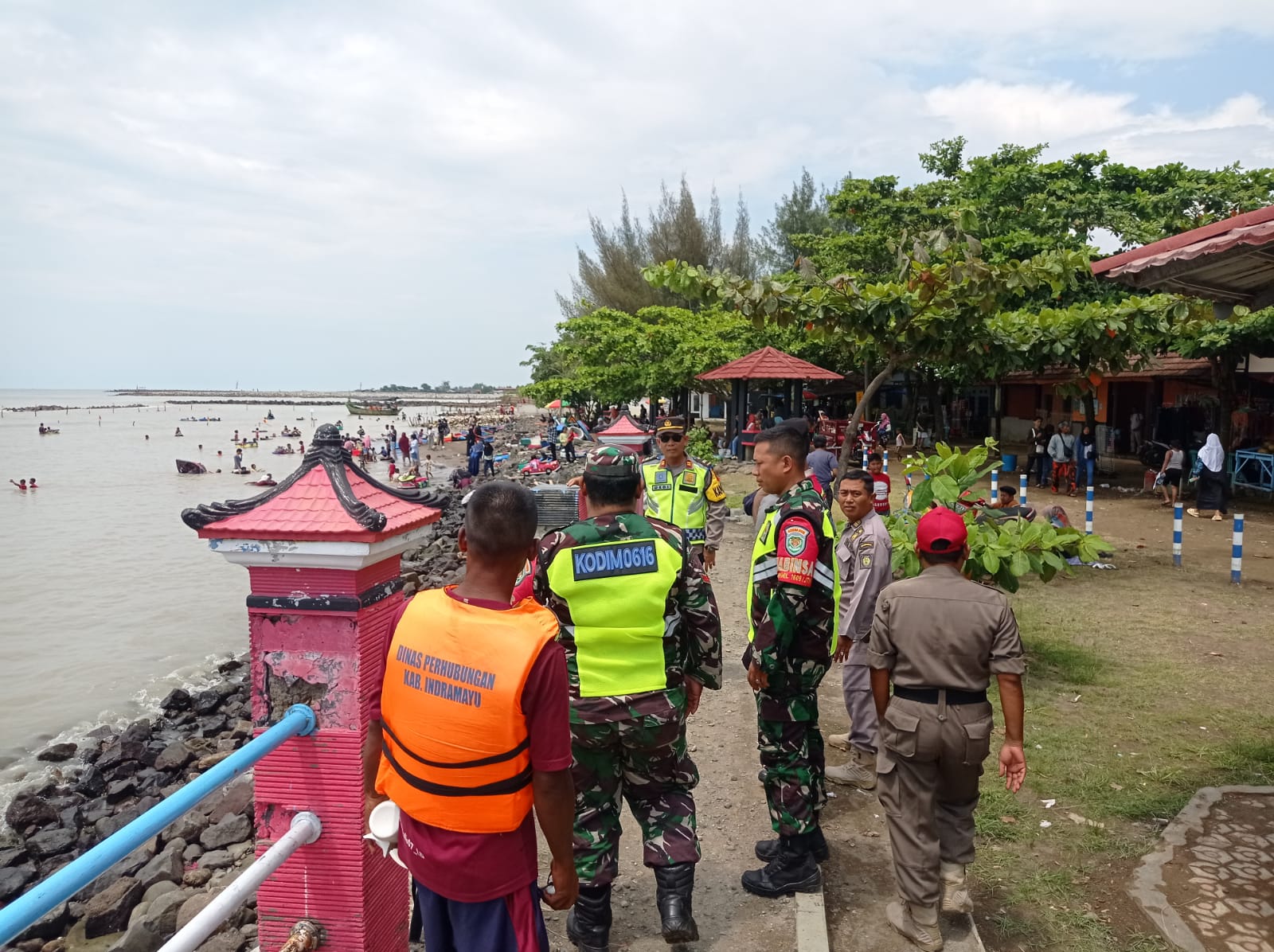TNI- Polri Gelar Patroli Gabungan Sasar Objek Wisata