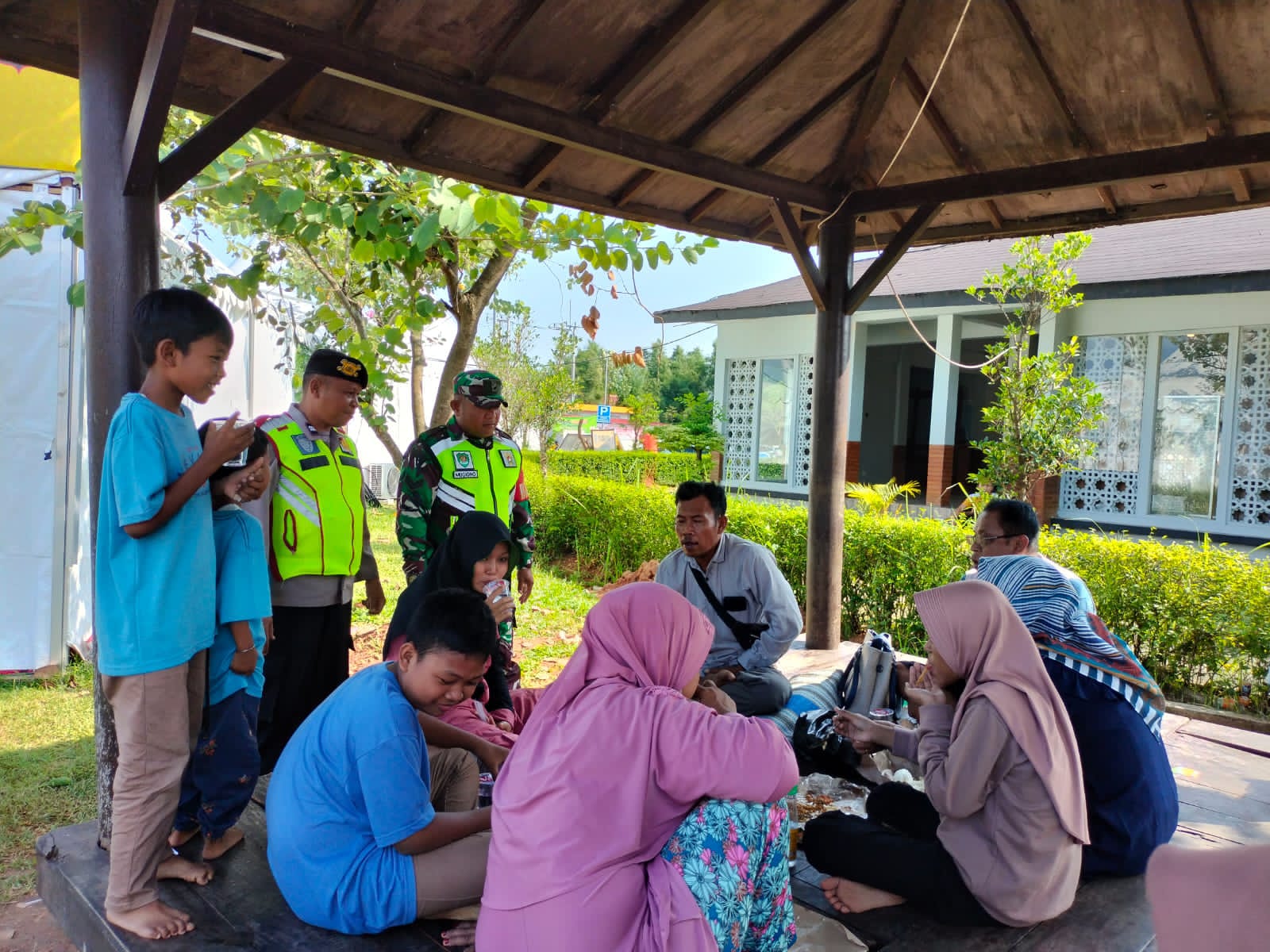 Polres Indramayu dan Kodim 0616 Intensifkan Patroli Bersama Jaga Wilayah Tetap Kondusif
