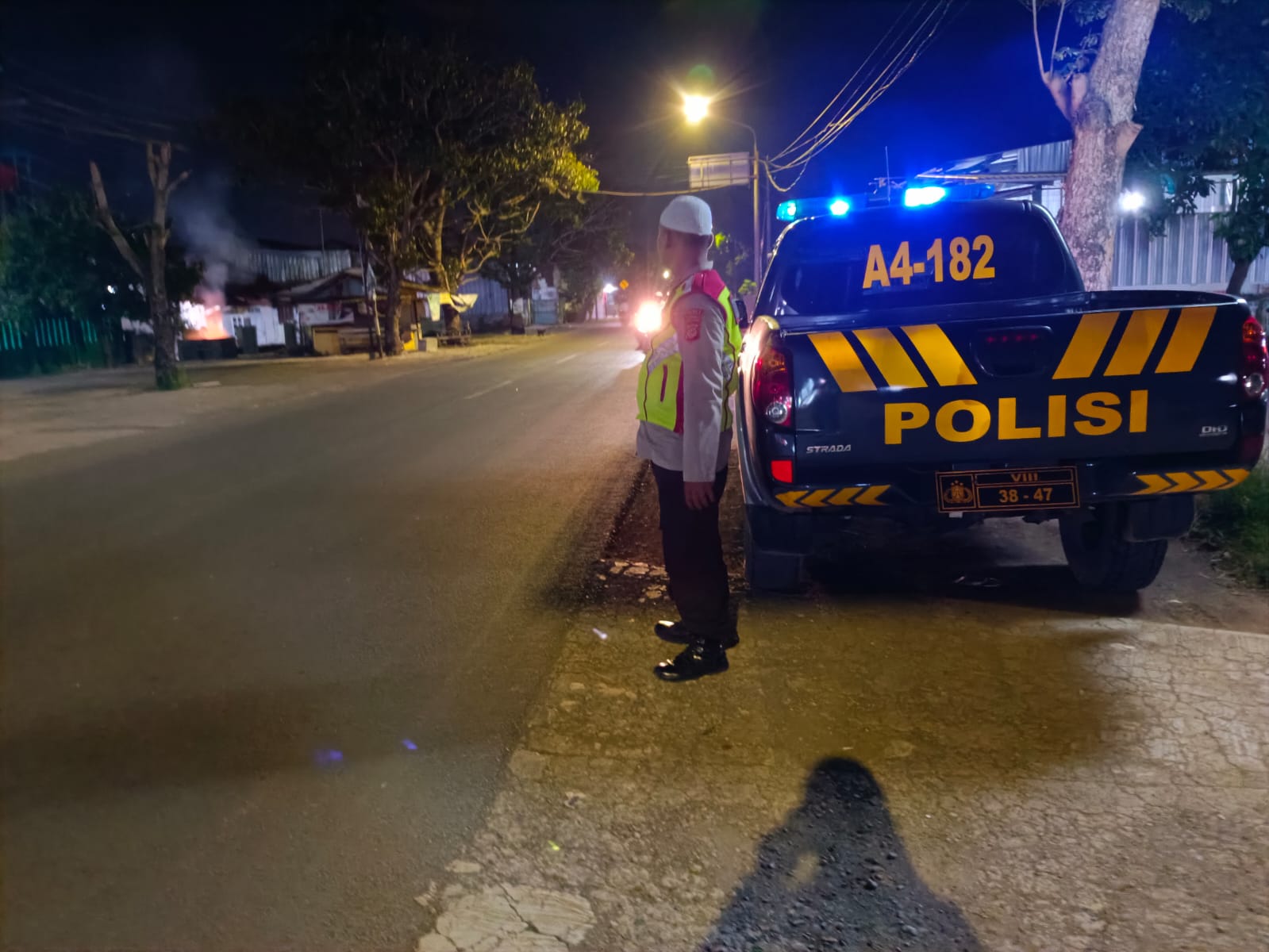 Polsek Balongan Laksanakan Patroli di Wilayah Rawan Kriminalitas 